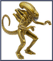 Warrior Alien (Attack) from Aliens - Xenomorph manufactured by Super7 [Loose]