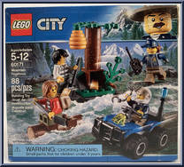 Mountain Fugitives from City - Box Sets manufactured by Lego [Front]