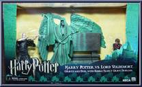Graveyard Duel (with Riddle Family Grave Diorama) Action Figure
