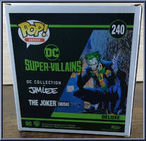 Joker (Hush) (Black / White) from Heroes - DC Collection Pop! manufactured by Funko [Back]
