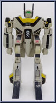 Battroid Valkyrie VF-1S Variable Fighter (1/55 Scale) from Macross - Basic Series manufactured by Takatoku Toys [Loose]