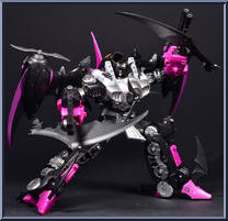 Warper from Mastermind Creations - Knight Morpher manufactured by Mastermind Creations [Loose]