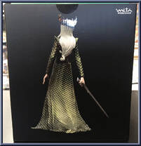 Thranduil from Mini Epics - Hobbit manufactured by Weta Workshop [Back]