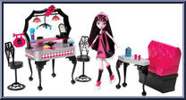 Die-ner (Draculaura) from Monster High - Playsets manufactured by Mattel [Loose]