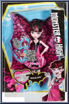 Draculaura (Ghoul to Bat) (Verson 1) from Monster High - Transforming Ghouls manufactured by Mattel [Front]