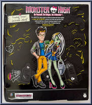 Frankie Stein & Jackson Jekyll from Monster High - Picnic Casket for 2 manufactured by Mattel [Back]