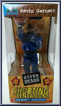 Kevin Garnett from NBA Superstars - Shooting Sensations manufactured by Mattel [Front]