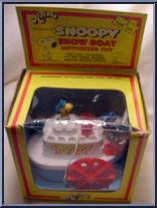 Showboat from Peanuts - Motorized manufactured by Aviva [Front]