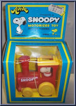 Train from Peanuts - Motorized manufactured by Aviva [Front]
