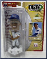 Ernie Banks from Play Makers - MLB - Hall of Fame manufactured by Upper Deck [Front]