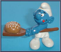 Breadmaker Smurf Action Figure