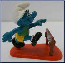 Hurdler Smurf Action Figure