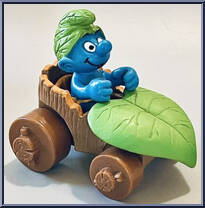 Leaf Car Smurf Action Figure