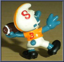 Quarterback Smurf from Smurfs - Football manufactured by Peyo [Loose]
