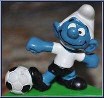 Soccer Smurf (White Shirt / Black Shorts) Action Figure