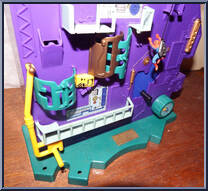 Climb the Tower of Tyranny from Spider-Man - Mini-Playcases manufactured by Toy Biz [Loose]