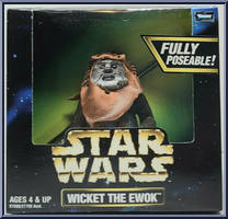 Wicket from Star Wars - Collector Series - Action Collection manufactured by Kenner [Front]