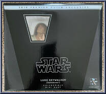 Luke Skywalker (Tatooine) (T-16) from Star Wars - Mini-Busts manufactured by Gentle Giant [Front]