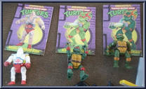 Carry Along Katana Playset (with Cards) from Teenage Mutant Ninja Turtles - Mini Mutants manufactured by Playmates [Card]