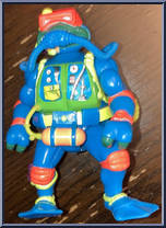 Scuba Divin' Raph with Psych Out Spin Out Suba Tube from Teenage Mutant Ninja Turtles - Surfin' Ninja manufactured by Playmates [Loose]