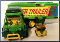 Super Trailer Action Figure