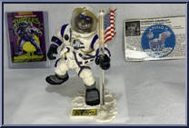 Touchdown Donatello from Teenage Mutant Ninja Turtles - Apollo 11 (with Cards) manufactured by Playmates [Loose]