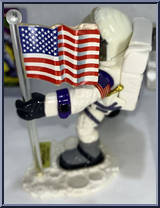 Touchdown Donatello from Teenage Mutant Ninja Turtles - Apollo 11 (with Cards) manufactured by Playmates [Loose]