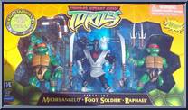 Turtle Takedown (Mike, Foot Soldier, Raph) from Teenage Mutant Ninja Turtles - Animated - 3-Packs manufactured by Playmates [Front]