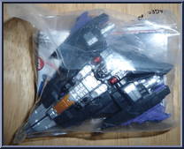 Skywarp from Transformers - Cybertron - Exclusives manufactured by Hasbro [Front]