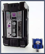 Ravage & Bullhorn Action Figure