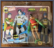 Robin / Batman (Removable Mask & Cowl) Action Figure