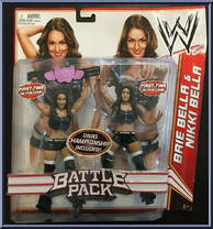 Nikki Bella & Brie Bella from WWE Battle Packs - Series 15 manufactured by Mattel [Front]