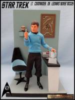 Dr Leonard McCoy 2 in 1 dio (Star Trek) Custom Diorama / Playset