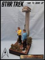 "Two to beam up" (Star Trek) Custom Diorama / Playset
