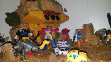 Autobot Ark Base (Transformers) Custom Diorama / Playset