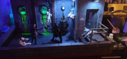 Ace chemicals plant (DC Multiverse) Custom Diorama / Playset