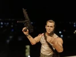 John mcclane (Die Hard) Custom Action Figure