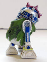 Anarchy-D2 – Astromech Punk Droid (Star Wars) Custom Action Figure [Right View]