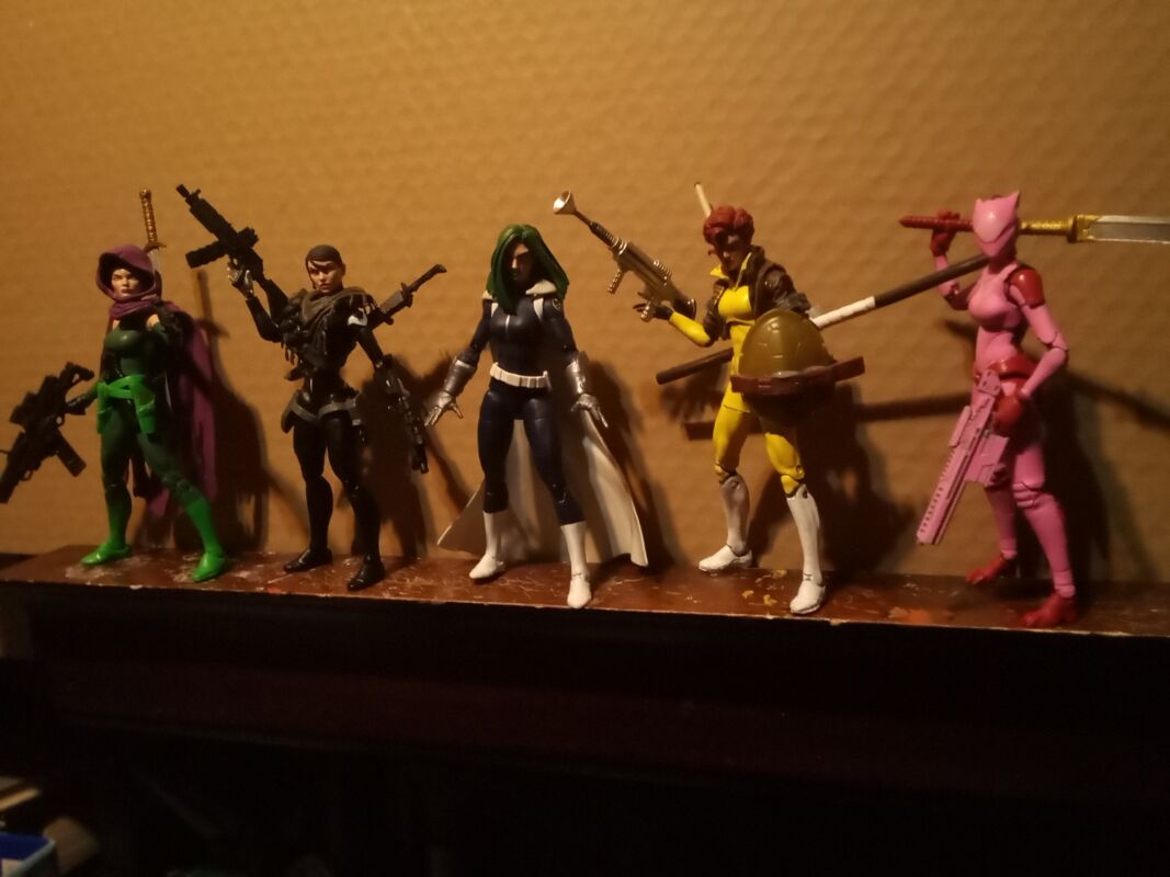 Crystal Blue's female led team up named Persuasion (Marvel Legends ...