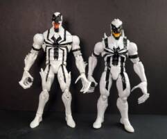 Symbiote Anti Venom (Marvel Legends) Custom Action Figure [Comparison]