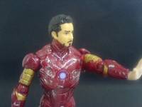 Battle Damaged Iron Man (Iron Man) Custom Action Figure