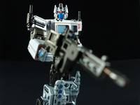 Classics Ultra Magnus (Transformers) Custom Action Figure