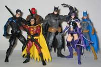 Huntress (DC Universe) Custom Action Figure
