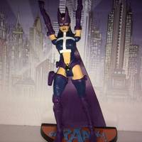 The Huntress (DC Universe) Custom Action Figure