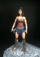 WONDER WOMAN - Gal Gadot: Dawn of Justice (Movie Masters) Custom Action Figure
