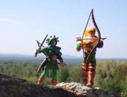 AD&D Aurelia The Good Female Ranger! (Dungeons and Dragons) Custom Action Figure [Aurelia with Hawkler]