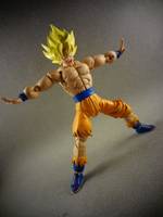S.H Figuarts Battle Dameged Goku (Dragonball Z) Custom Action Figure