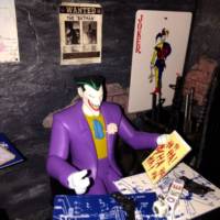 Joker Warehouse Hideout Diorama (Batman - New Animated Series) Custom Diorama / Playset