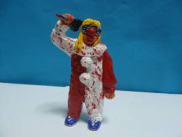 Blond Halloween Slasher Girl,MM2b(Figurine) (Clowns) Custom Miniature / Figurine [Blond Slasher Girl,front view]