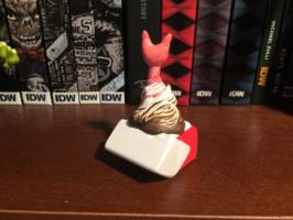 Ice Cream Kitty (Teenage Mutant Ninja Turtles) Custom Miniature / Figurine
